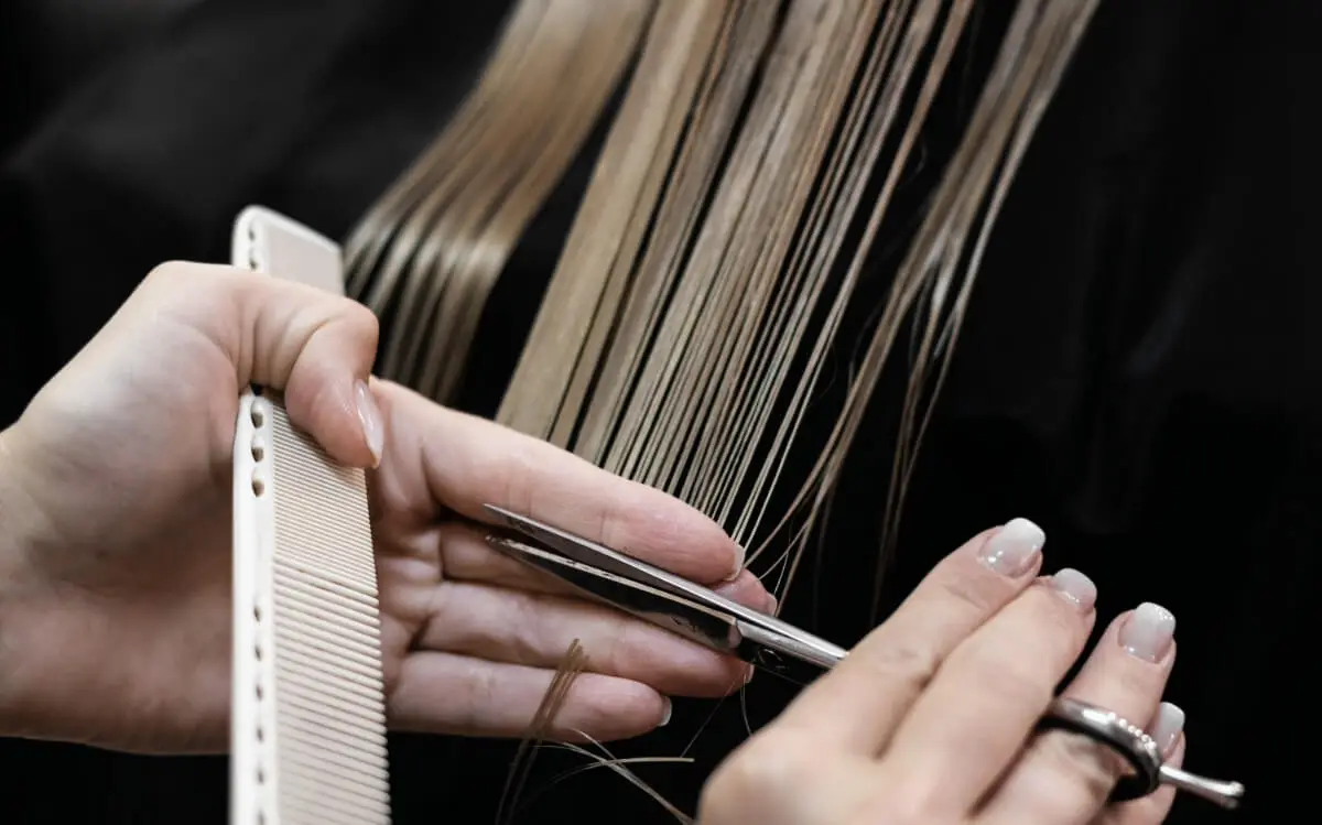 How to Maintain Vibrant Hair Color for Longer